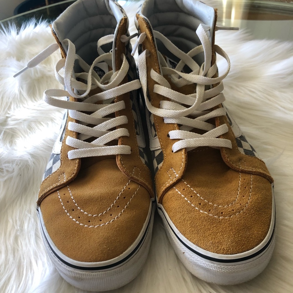 Men’s high top Vans